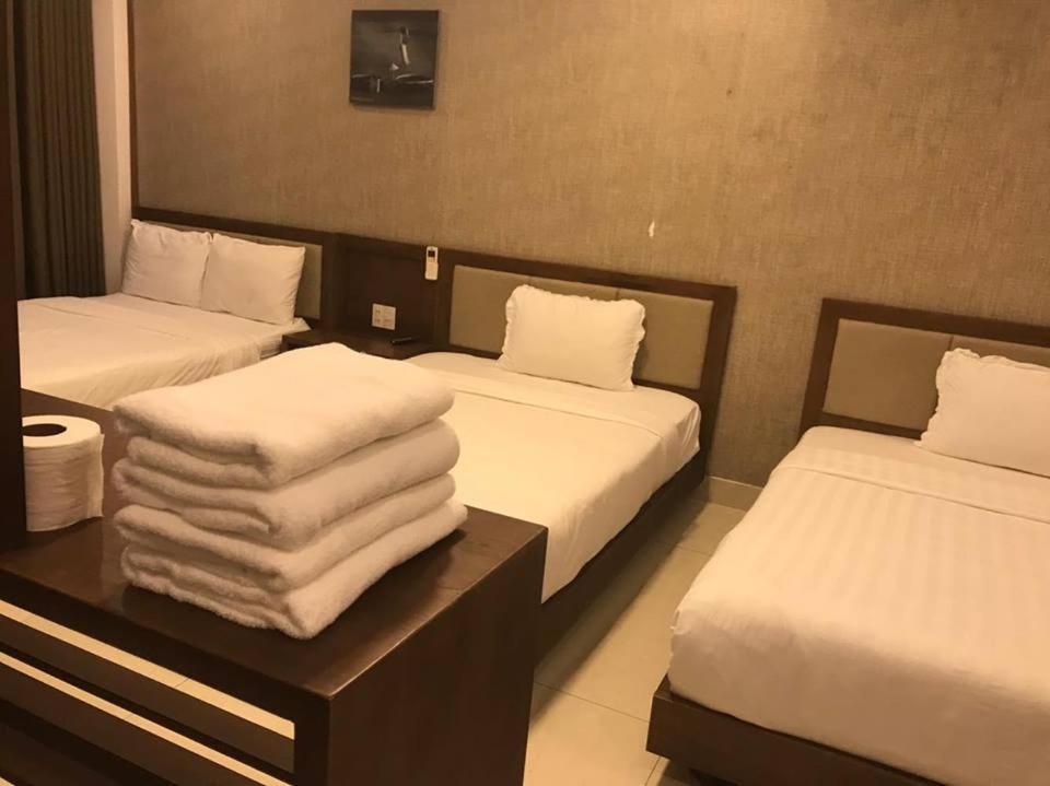 Aris Beach Apartment & Hotel Дананг Екстериор снимка