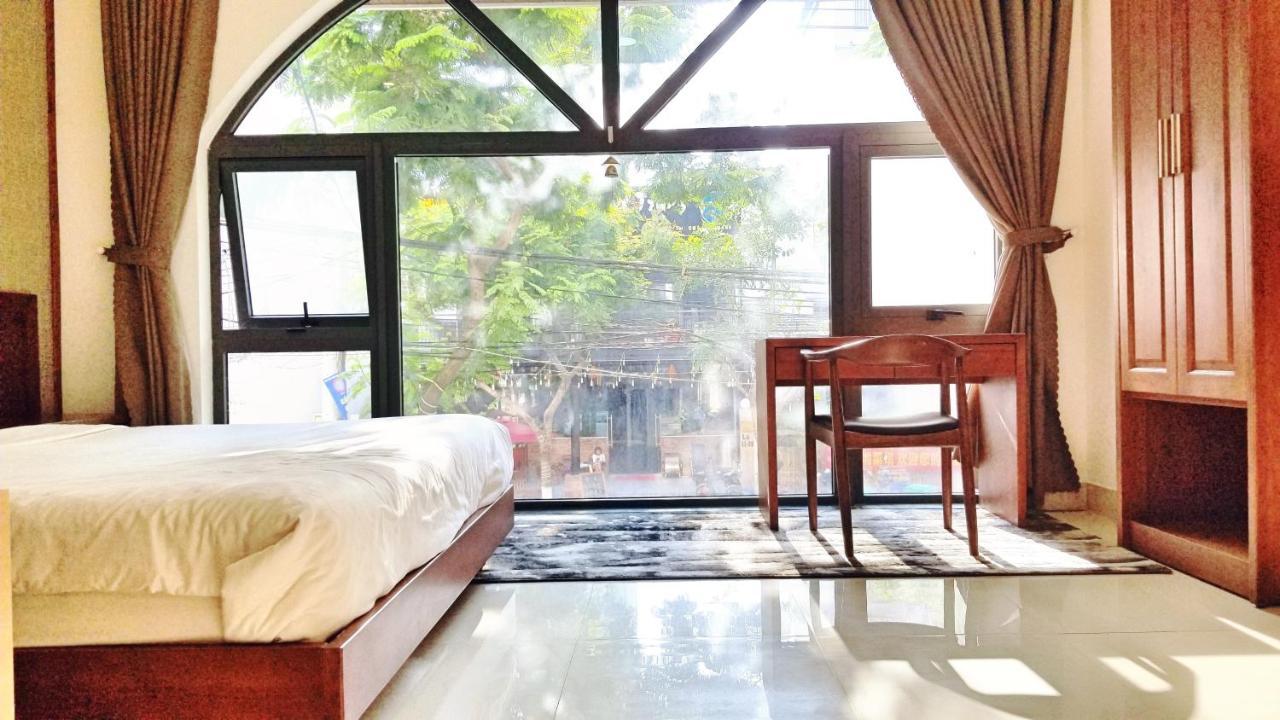 Aris Beach Apartment & Hotel Дананг Екстериор снимка