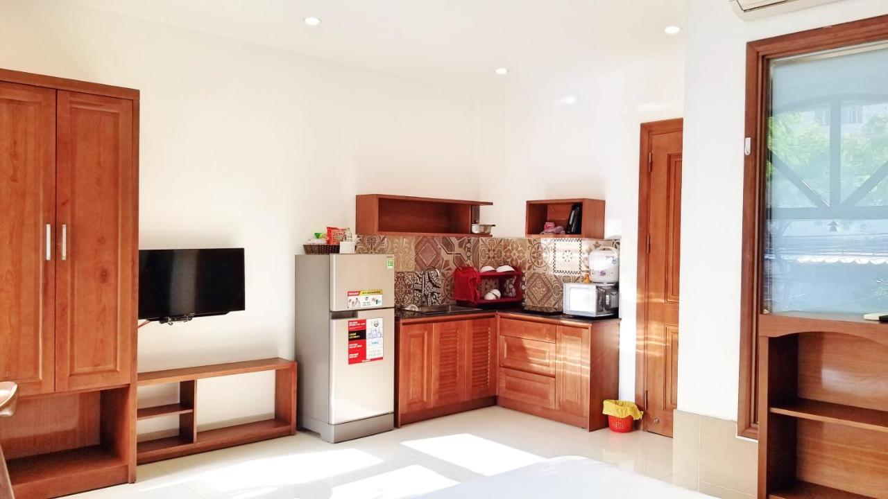 Aris Beach Apartment & Hotel Дананг Екстериор снимка