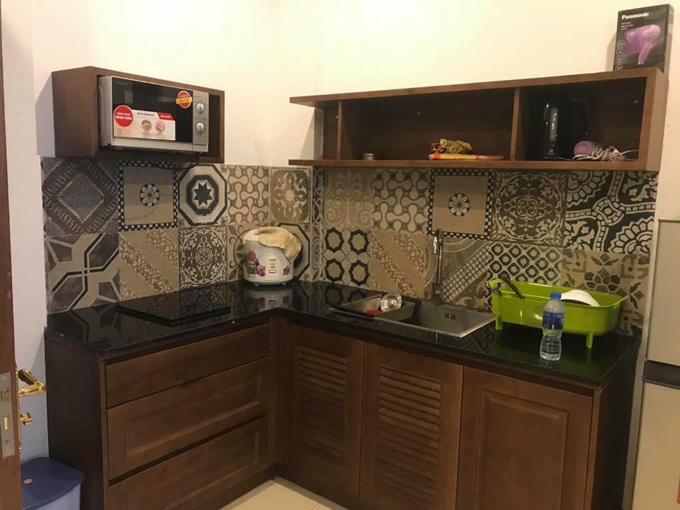 Aris Beach Apartment & Hotel Дананг Екстериор снимка