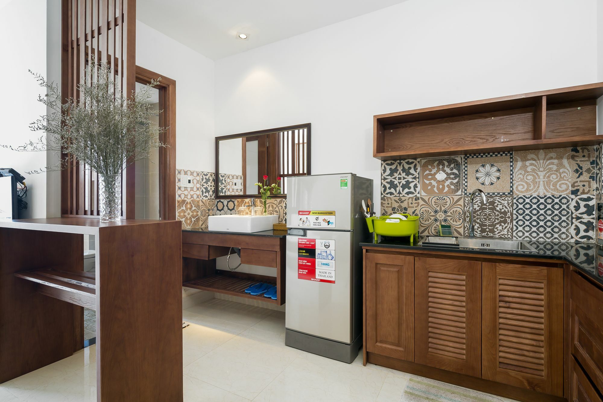 Aris Beach Apartment & Hotel Дананг Екстериор снимка