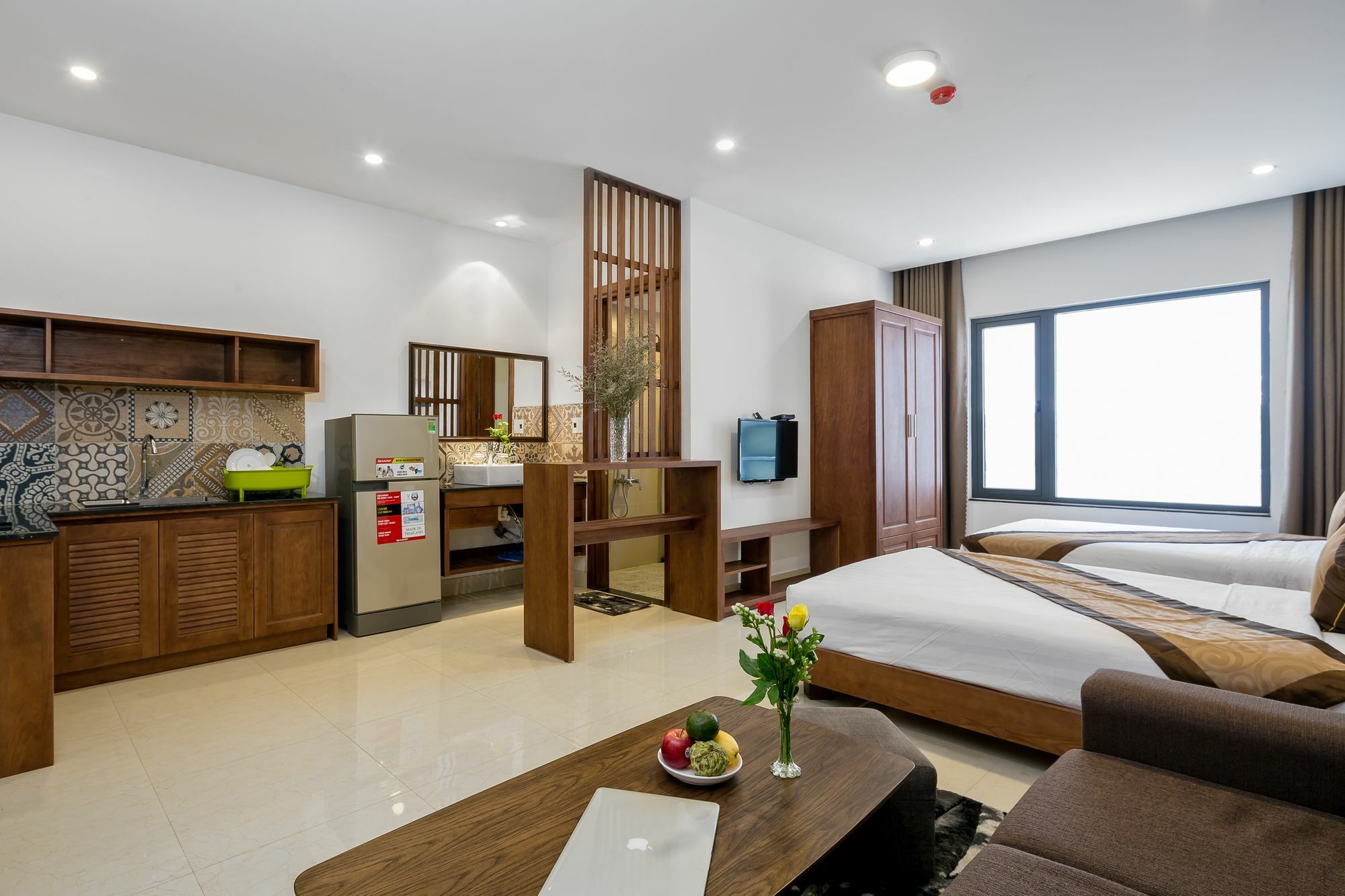 Aris Beach Apartment & Hotel Дананг Екстериор снимка