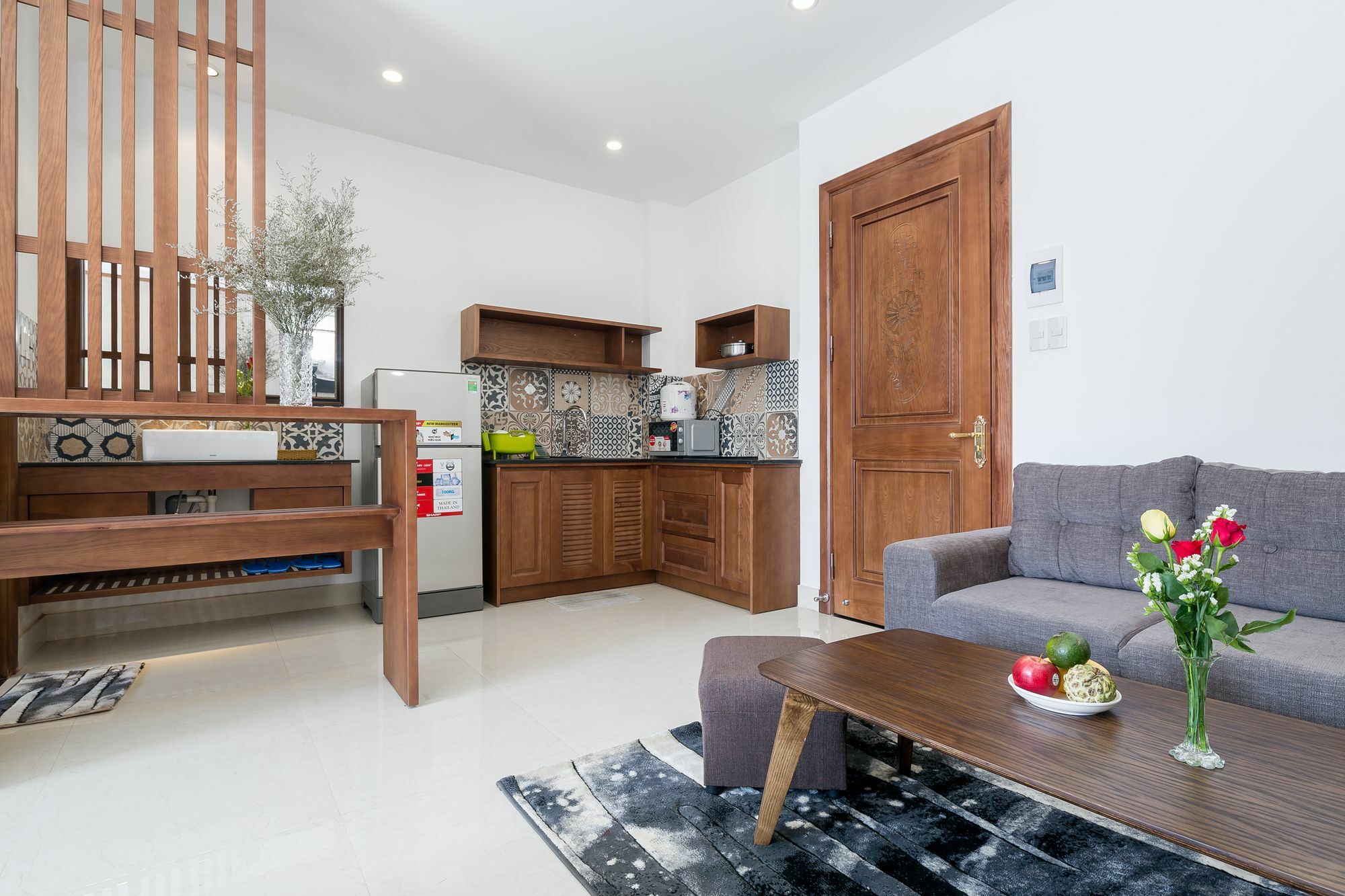 Aris Beach Apartment & Hotel Дананг Екстериор снимка
